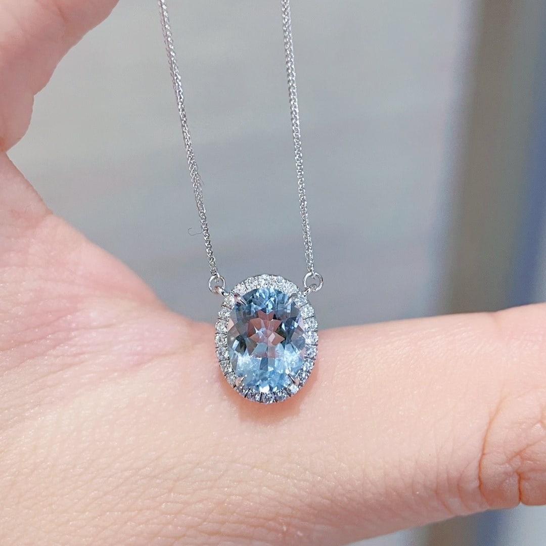 14k Gold 1.68 Ctw Natural Aquamarine & Diamond Necklace - 4