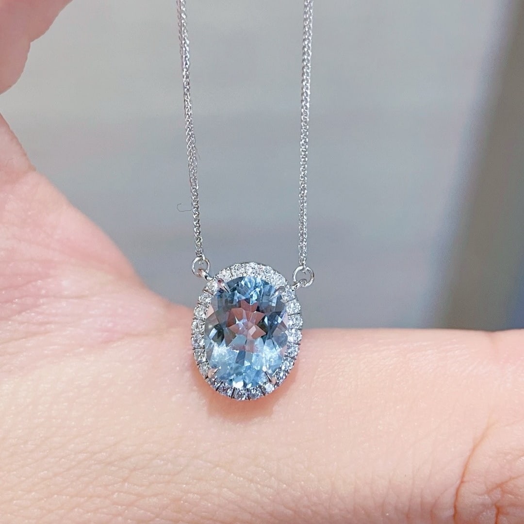 14k Gold 1.68 Ctw Natural Aquamarine & Diamond Necklace - 5