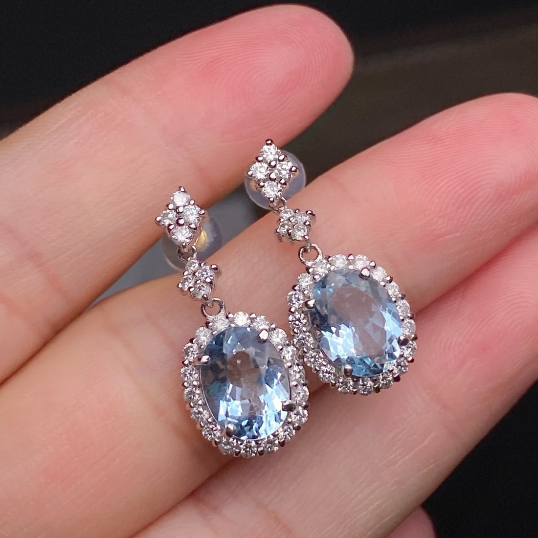 14k Gold 3.78 Ctw Natural Aquamarine & Diamond Earrings: Ref:231178174 // gold content:14k gold // main gemstone:aquamarine // shape:oval // carat weight:2. 98ct // color:blue // treatment:natural // // adjacent gemstone 2 : diamond // shape:round // carat