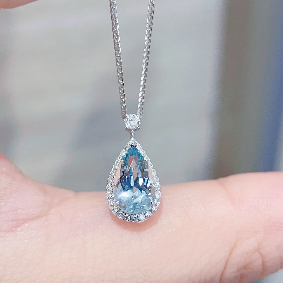 14k Gold 1.7 Ctw Natural Aquamarine & Diamond Pendant( Without Chain ) - 4