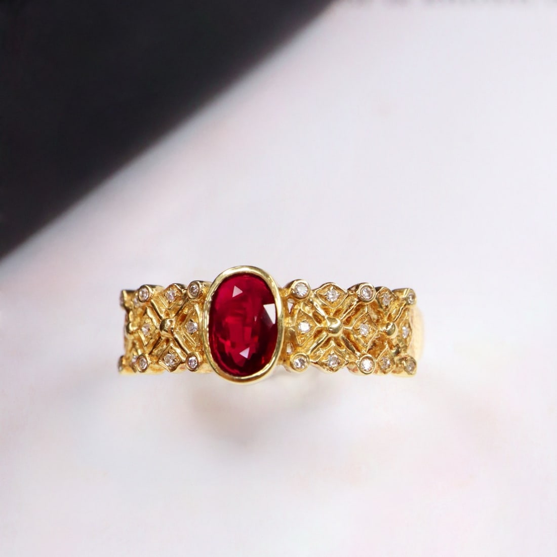 14k Gold 0.86 Ctw Natural Ruby & Diamond Ring - 2