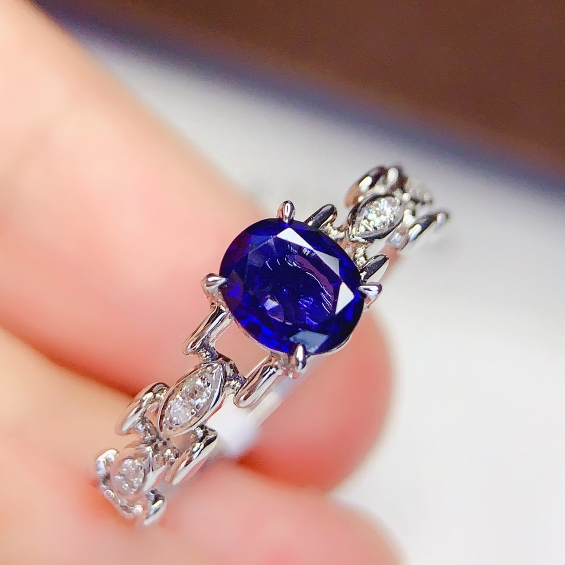 14k Gold 0.85 Ct Natural Sapphire & Diamond Ring - 2