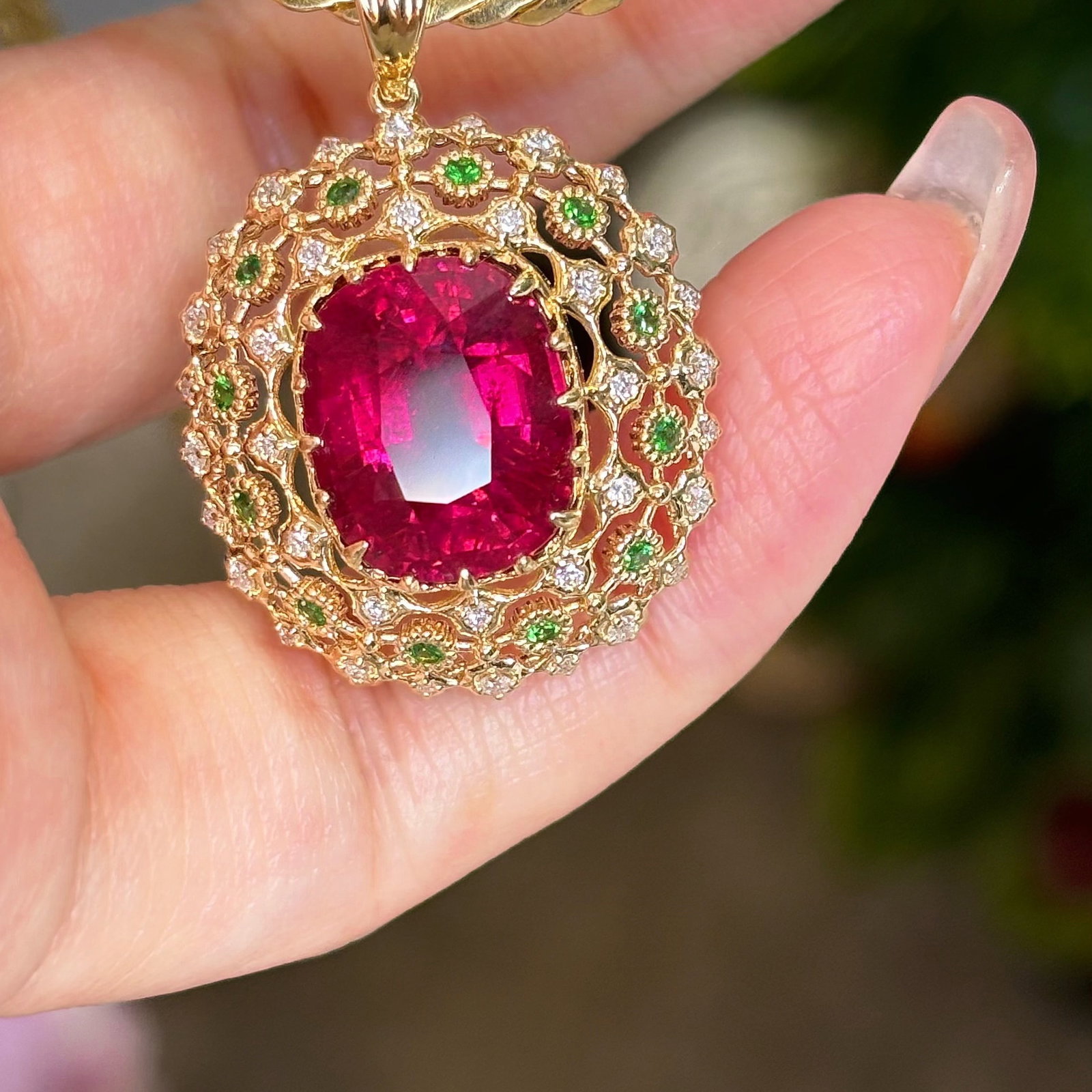 14k Gold 7 Ct Natural Tourmaline & Diamond & Tsavorite Pendant( Without Chain ) - 3