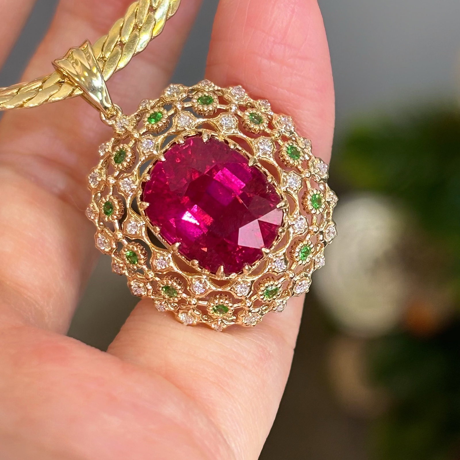 14k Gold 7 Ct Natural Tourmaline & Diamond & Tsavorite Pendant( Without Chain ) - 5