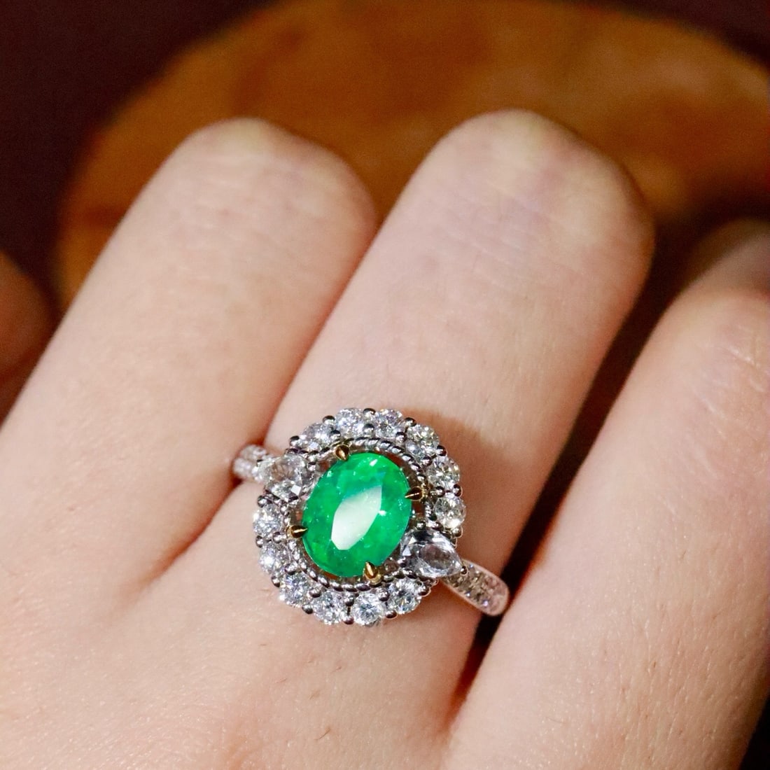 14k Gold 1.52 Ctw Vivid Green Natural Emerald & Diamond Ring - 5