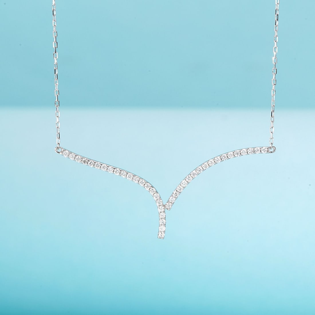 14k Gold 0.31 Ct Natural H Diamond Necklace: Ref:231178274 // gold content:14k gold // main gemstone:diamond // shape:round // carat weight:0. 31ct // clarity grade:vs-si // color:h // treatment:natural // cut grade:g // High Estimate: 3300 Low
