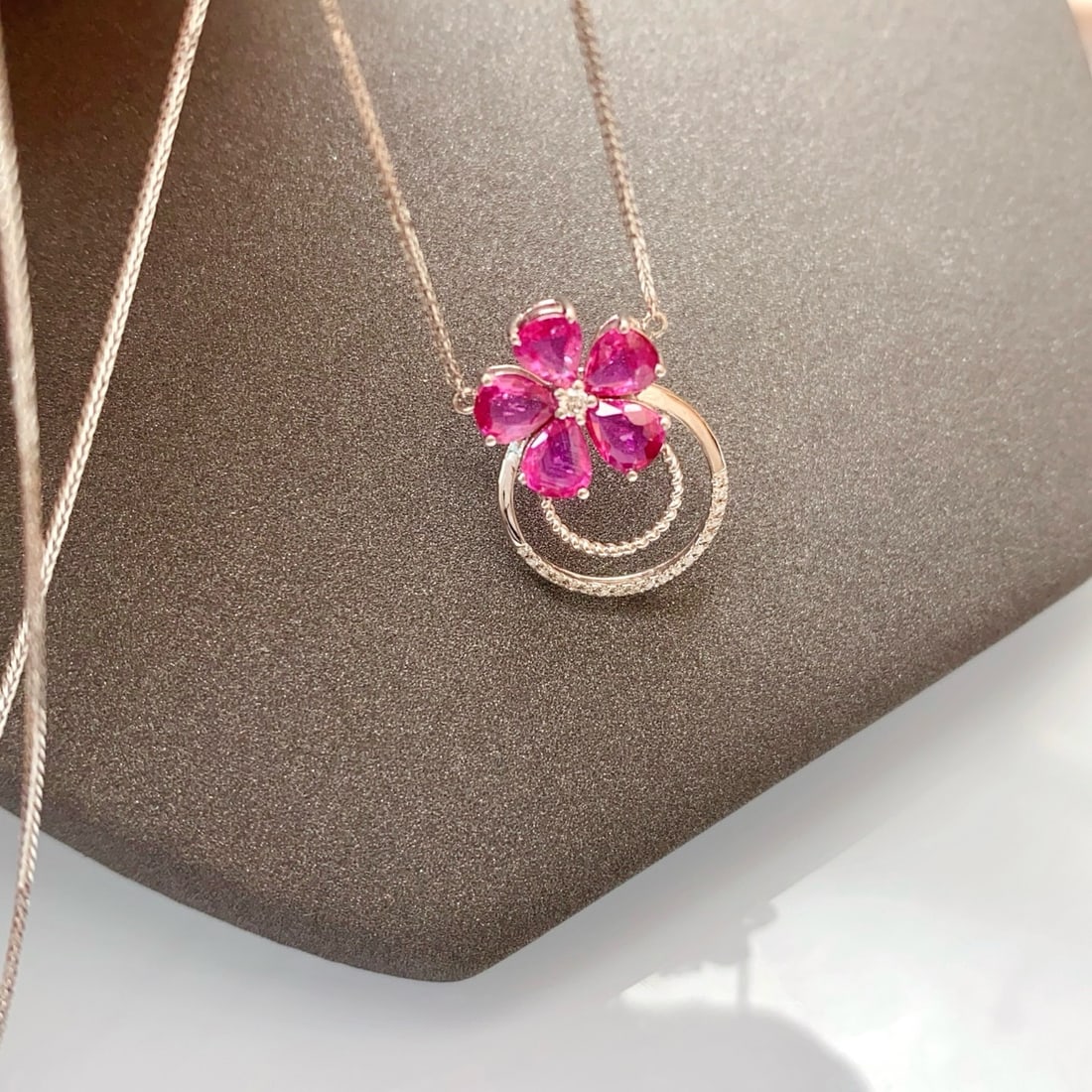 14k Gold 2.00 Ct Natural Ruby & Diamond Necklace - 2