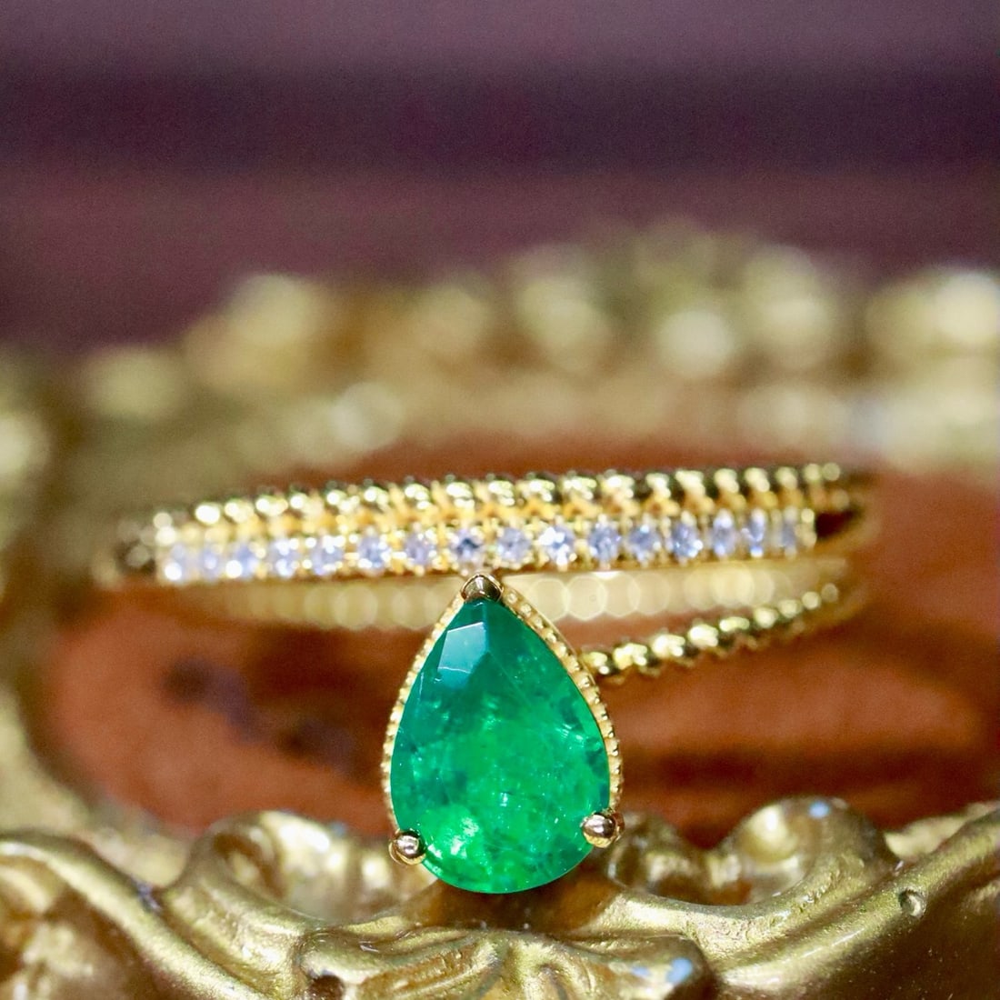 14k Gold 0.56 Ctw Natural Emerald & Diamond Ring - 3