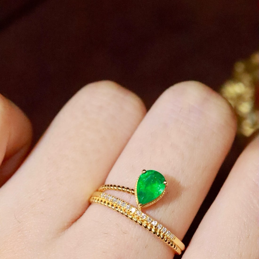 14k Gold 0.56 Ctw Natural Emerald & Diamond Ring - 6