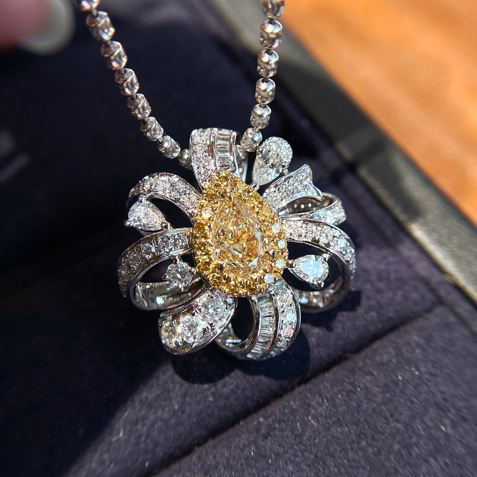 14k Gold 1.20 Ctw Natural Yellow Diamond & Diamond Pendant( Without Chain ) - 4