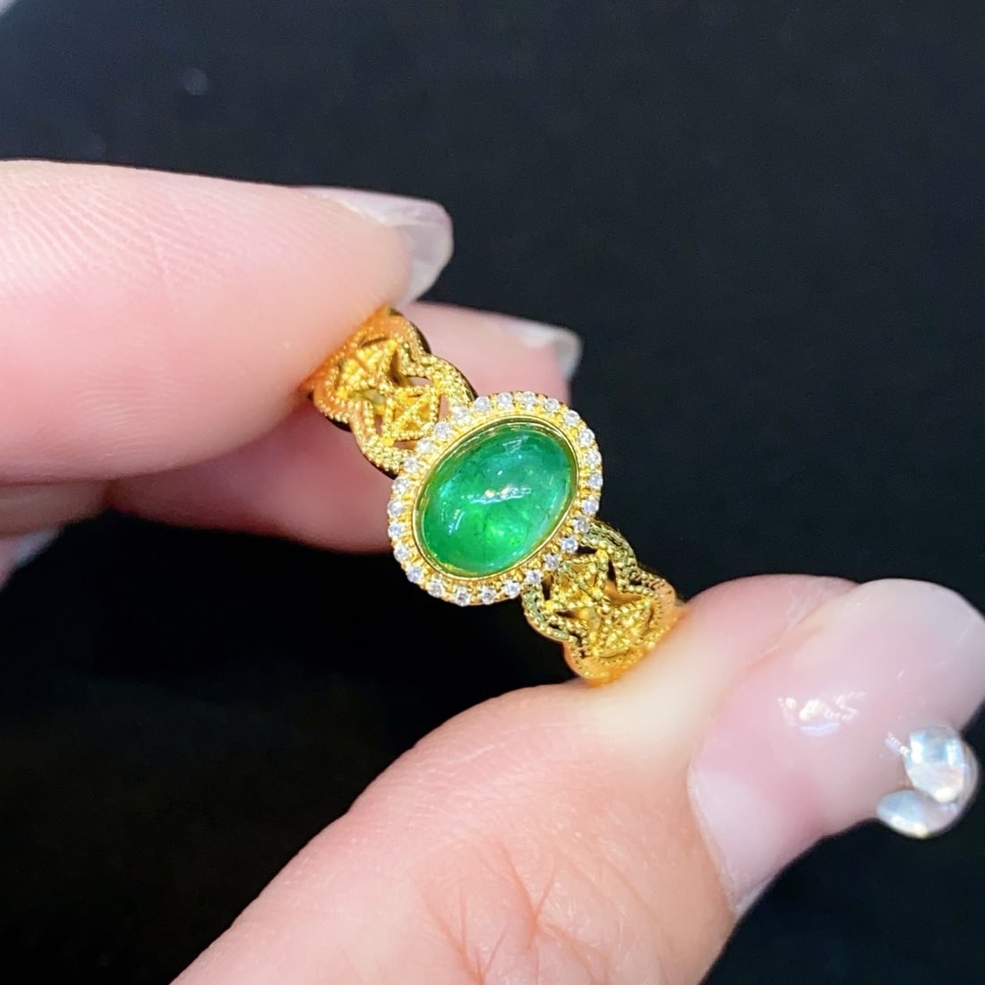 14k Gold 0.65 Ct Natural Emerald & Diamond Ring - 5