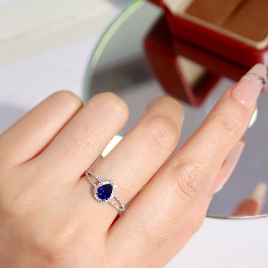 14k Gold 0.77 Ctw Natural Sapphire & Diamond Ring - 5