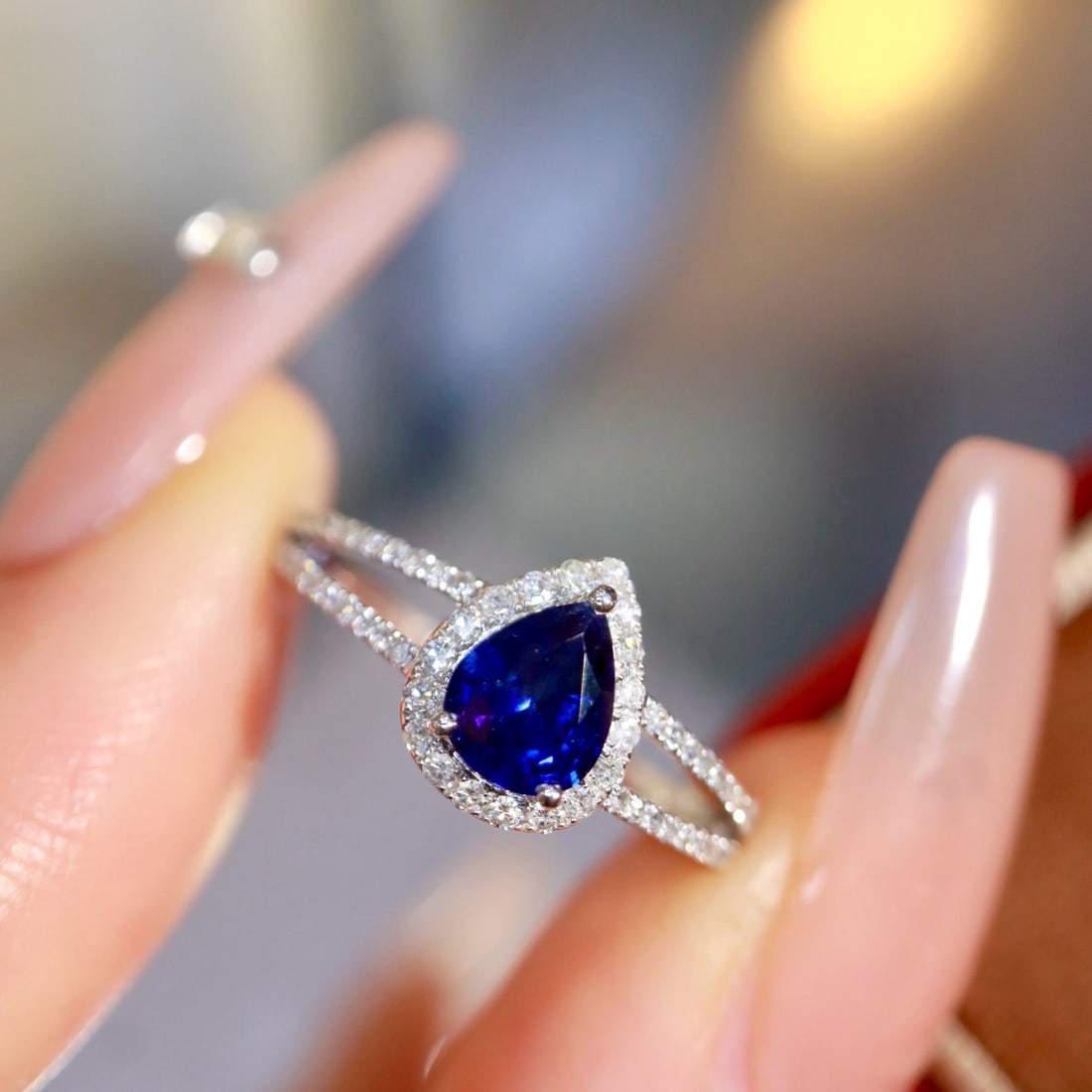 14k Gold 0.77 Ctw Natural Sapphire & Diamond Ring - 6