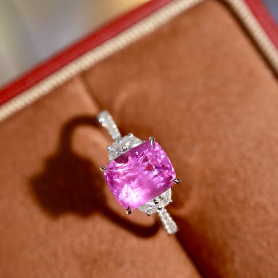 14k Gold 3.22 Ctw Natural Sapphire & Diamond Ring: Ref:231178323 // gold content:14k gold // ring size:7. 25us // // main gemstone:sapphire // shape:cushion // carat weight:3. 02ct // color:pink // treatment:natural // // adjacent gemstone 2 : diamond