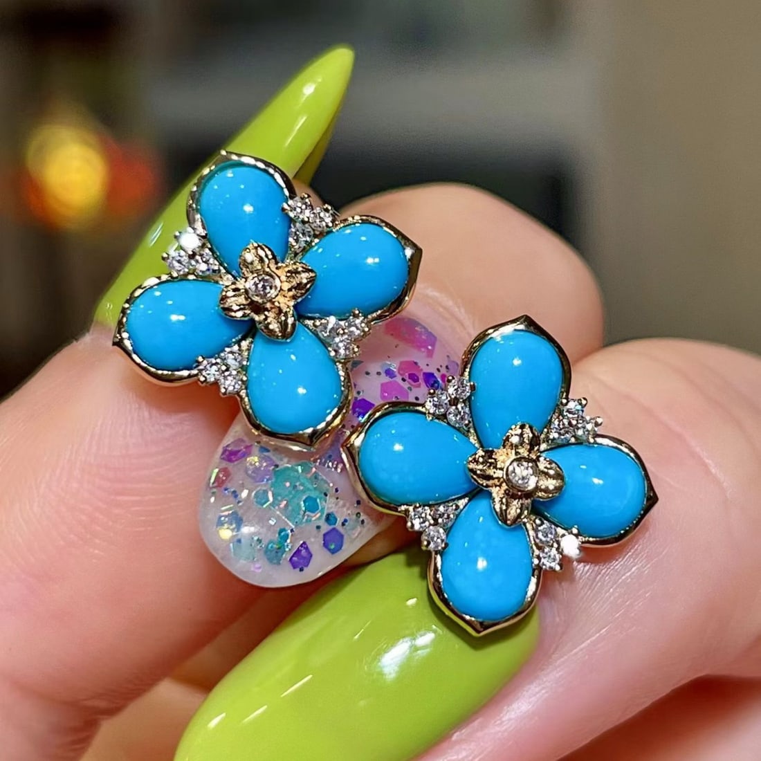 14k Gold 3.41 Ctw Natural Blue Turquoise & Diamond Earrings: Ref:231178324 // gold content:14k gold // main gemstone:blue turquoise // shape:pear // carat weight:3. 28ct // color:blue // treatment:natural // // adjacent gemstone 2 : diamond // shape:round // ca
