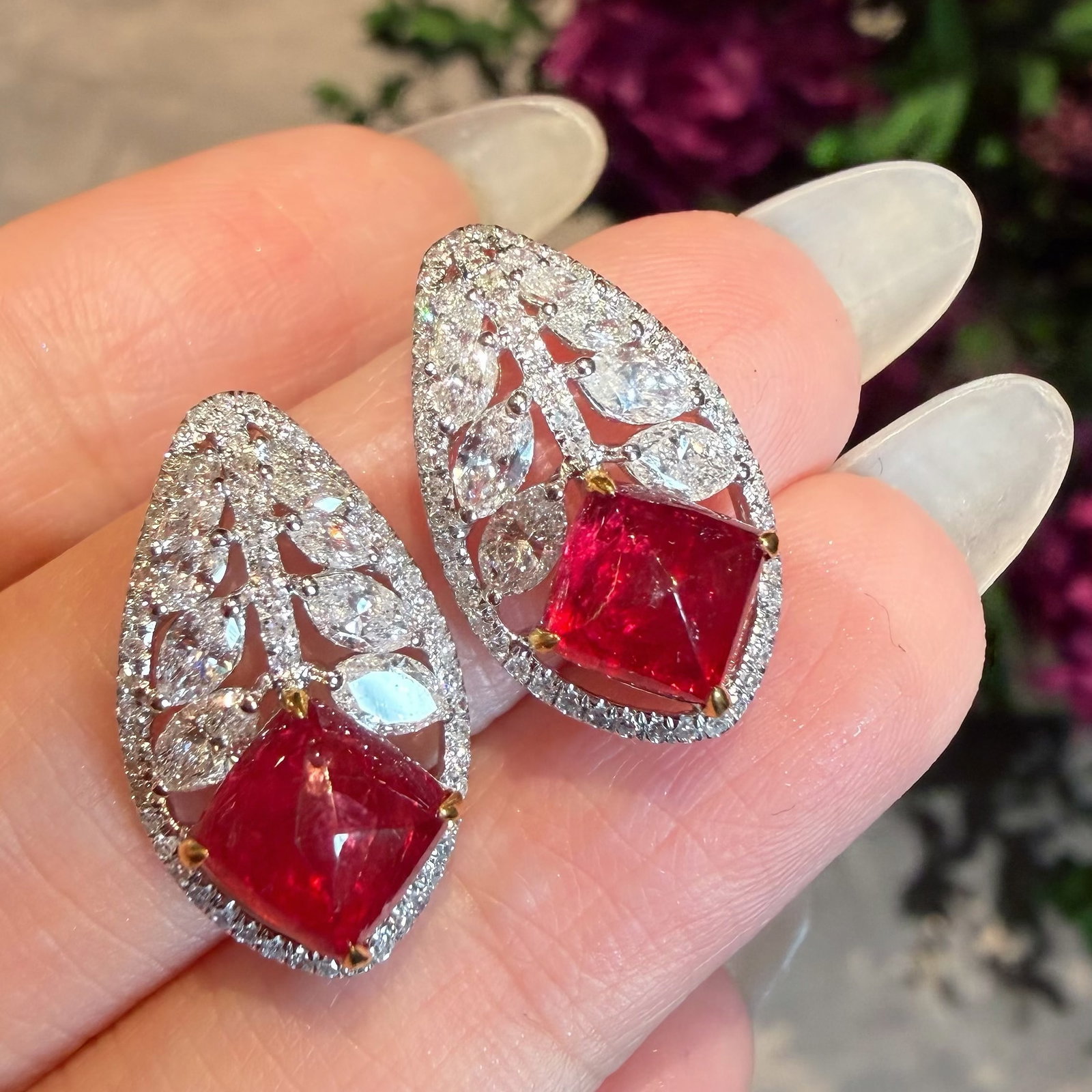 14k Gold 4.6 Ctw Natural Spinel & Diamond Earrings - 3