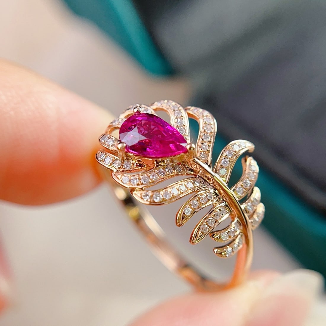 14k Gold 0.65 Ct Natural Ruby & Diamond Ring - 4