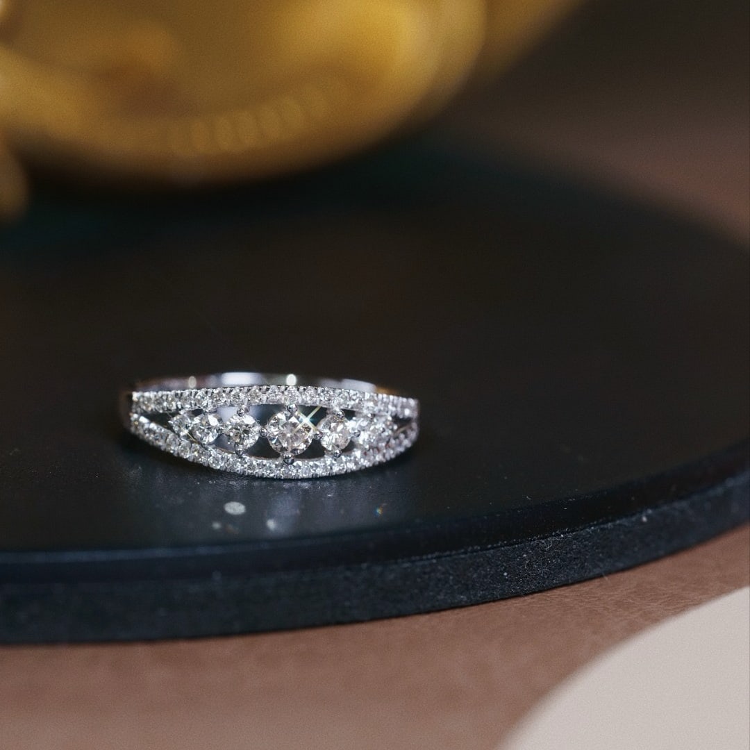 14k Gold 0.60 Ct Natural H Diamond Ring - 3