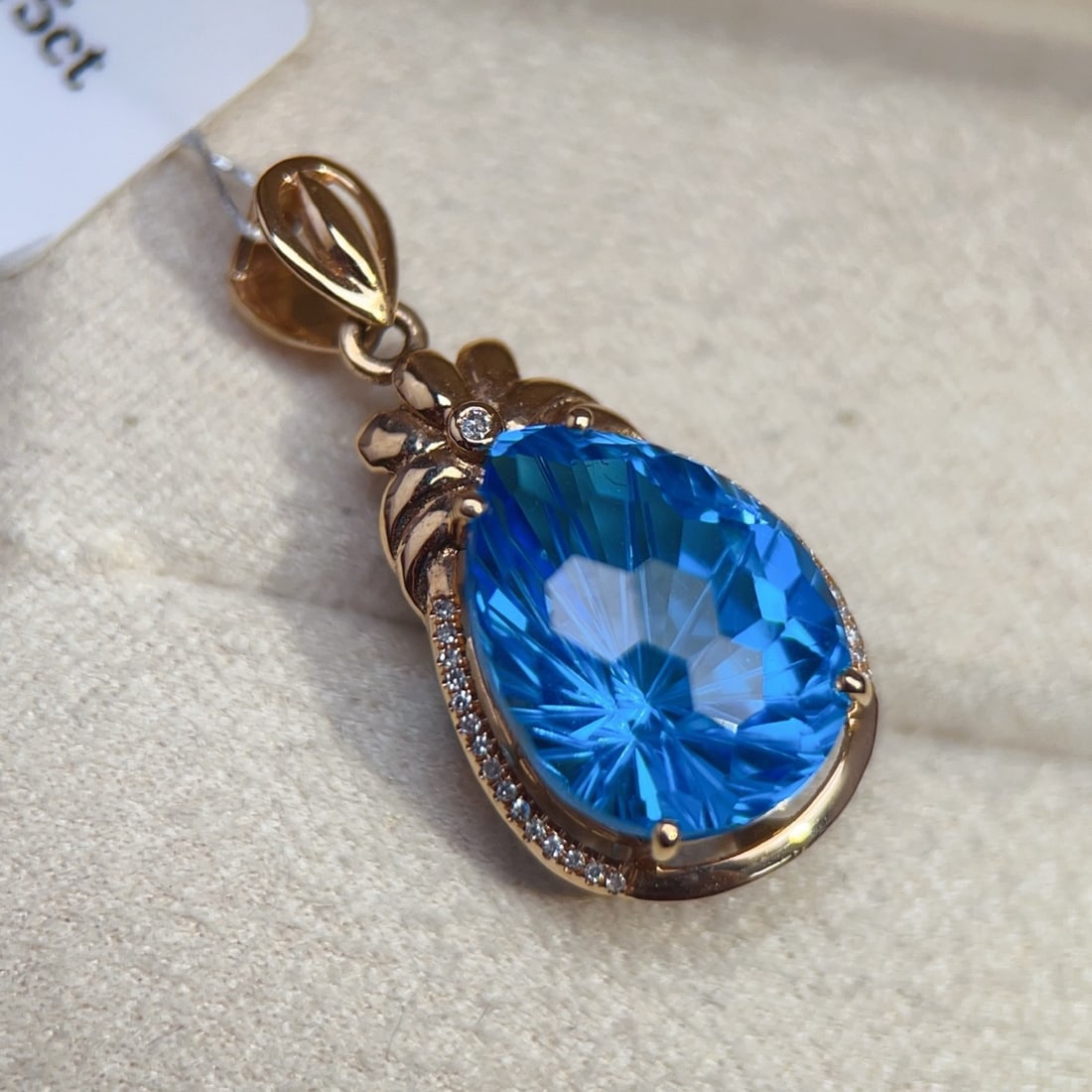 14k Gold 11.45 Ct Natural Topaz & Diamond Pendant( Without Chain ) - 4