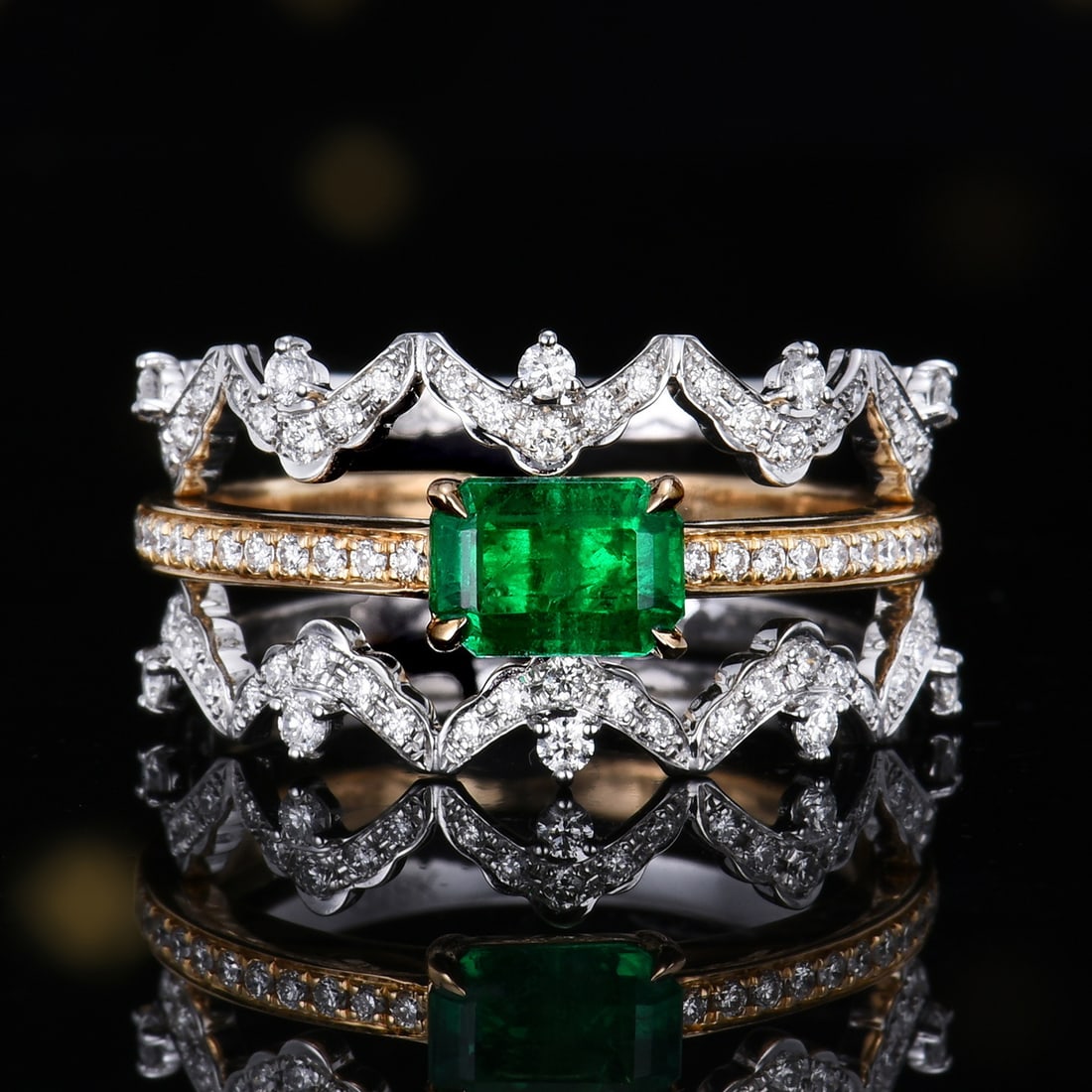 14k Gold 1.19 Ctw Vivid Green Natural Emerald & Diamond Ring: Ref:231179034 // gold content:14k gold // ring size:7. 25us // // main gemstone:emerald // shape:octagonal // carat weight:0. 71ct // color:vivid green // treatment:natural // // adjacent gemstone 2 :