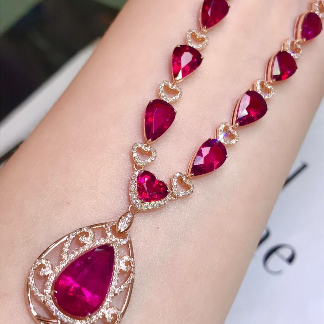14k Gold 15 Ct Natural Tourmaline & Diamond Necklace - 3