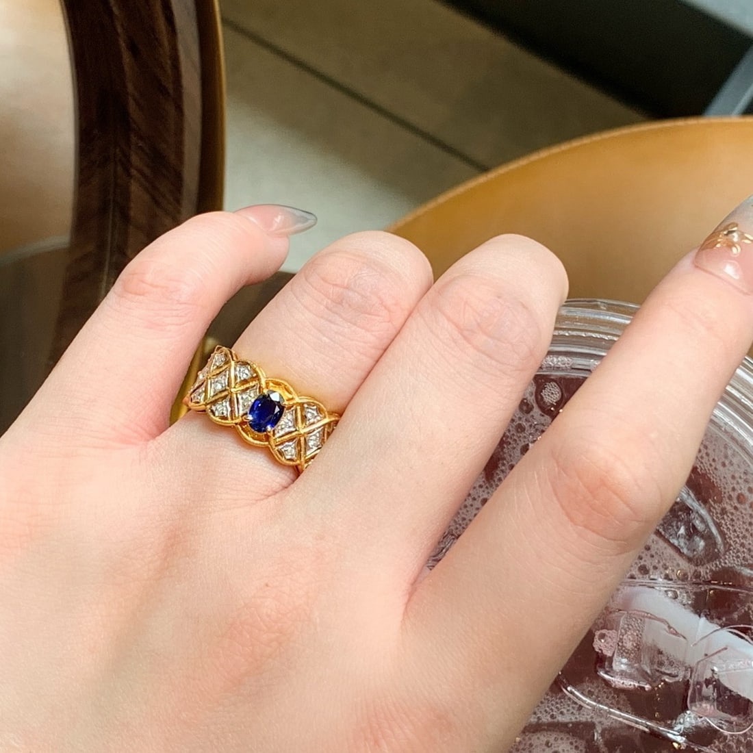 14k Gold 0.86 Ctw Vivid Blue Natural Sapphire & Diamond Ring - 3