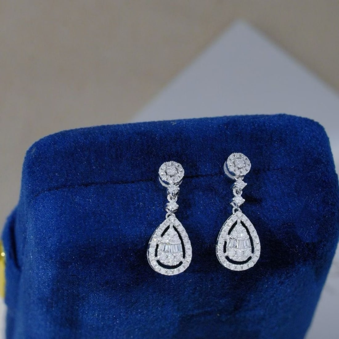 14k Gold 0.80 Ct Natural H Diamond Earrings - 5