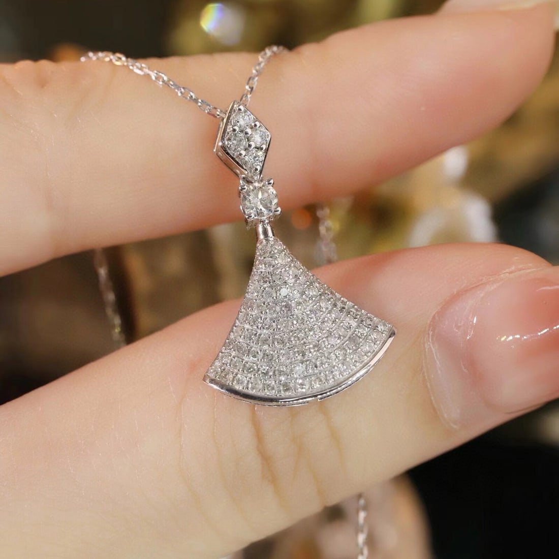 14K GOLD 0.65 CTW NATURAL H DIAMOND NECKLACE - 5