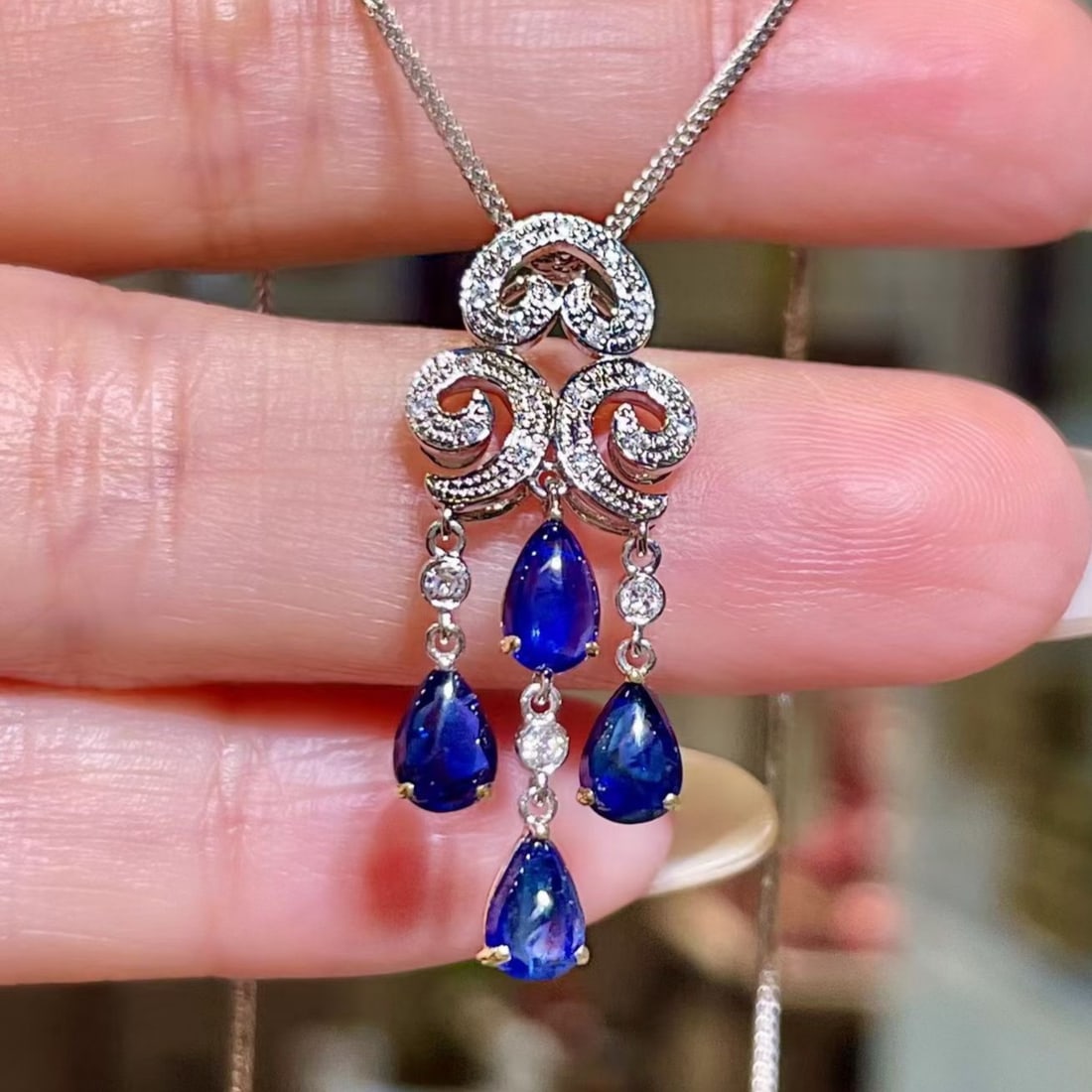14k Gold 1.82 Ctw Natural Sapphire & Diamond Pendant( Without Chain ): Ref:231179183 // gold content:14k gold // main gemstone:sapphire // shape:pear // carat weight:1. 71ct // color:blue // treatment:natural // // adjacent gemstone 2 : diamond // shape:round // carat