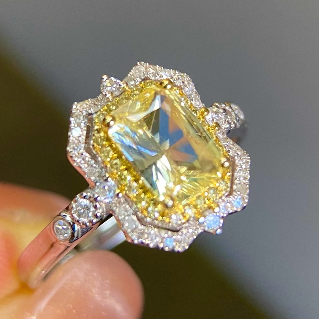 14k Gold 1.30 Ctw Natural Sapphire & Diamond Ring - 2
