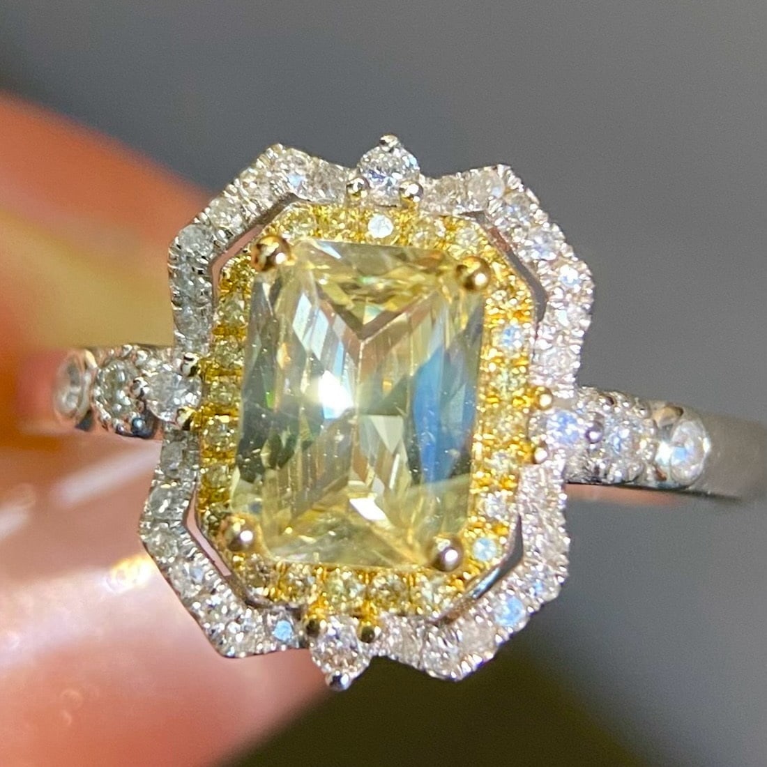 14k Gold 1.30 Ctw Natural Sapphire & Diamond Ring - 4