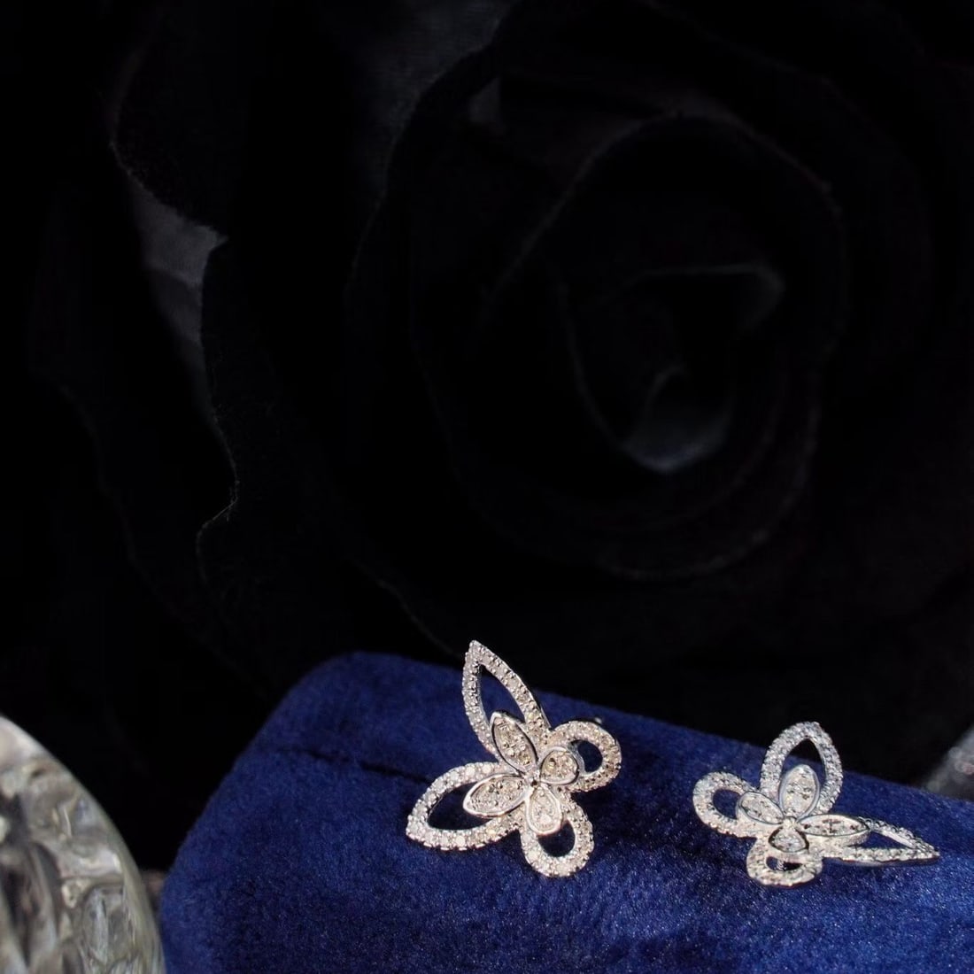 14k Gold 0.36 Ct Natural H Diamond & Butterfly Earrings - 3