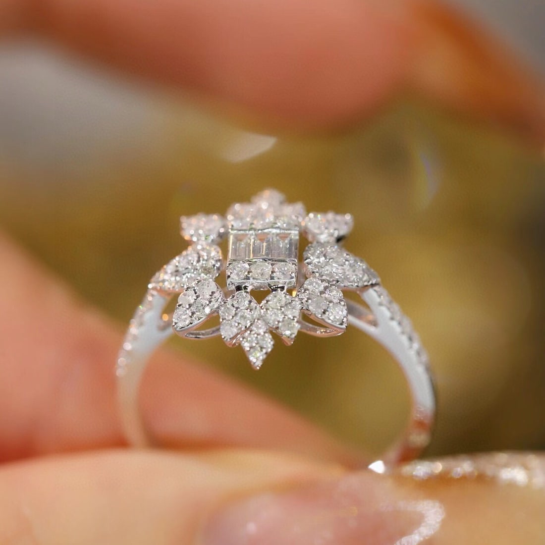 14k Gold 0.5 Ct Natural H Diamond Ring - 5
