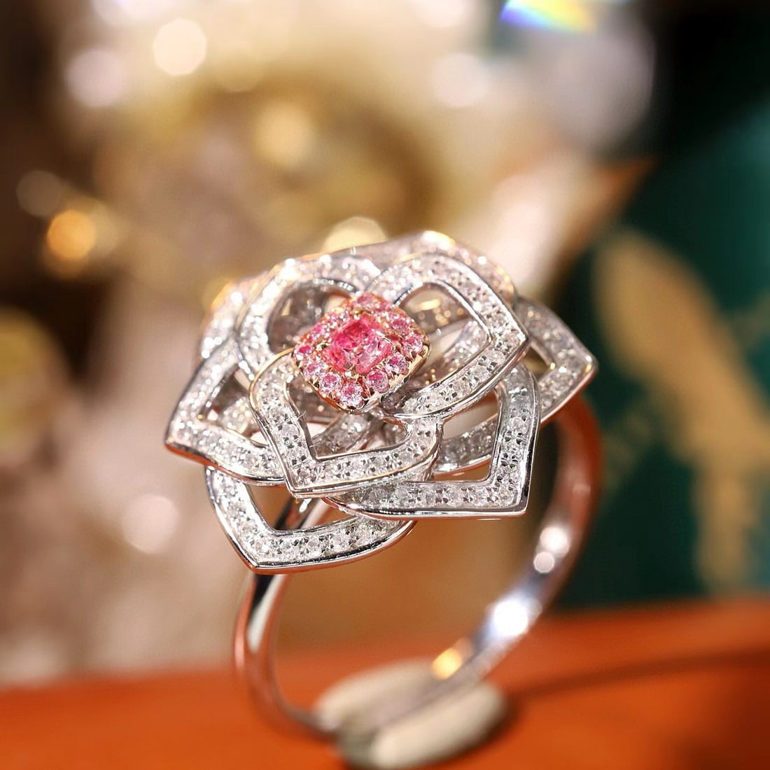 14k Gold 0.65 Ctw Natural Pink Diamond & Diamond & Flowers Ring - 2
