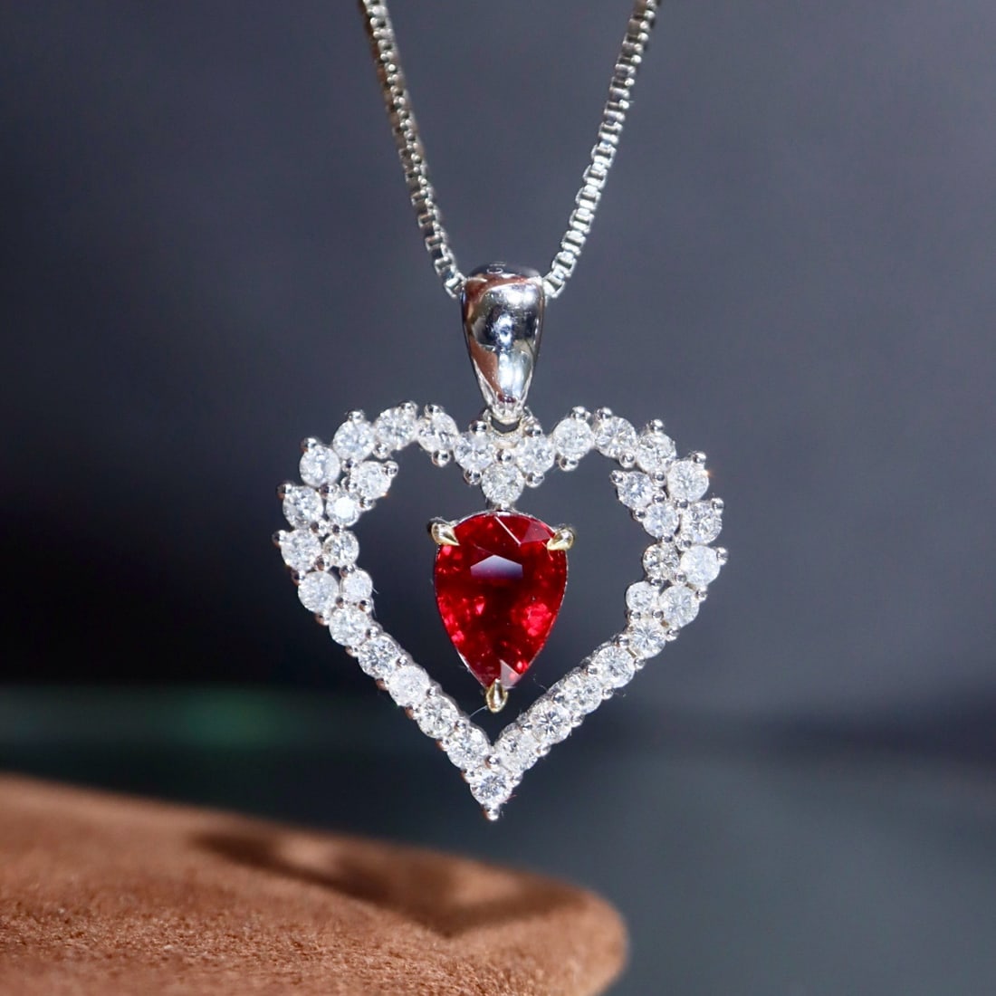 14k Gold 1.51 Ctw Natural Ruby & Diamond Pendant( Without Chain ) - 3