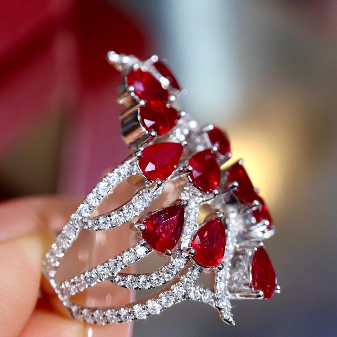14k Gold 4.35 Ctw Natural Ruby & Diamond Ring - 4