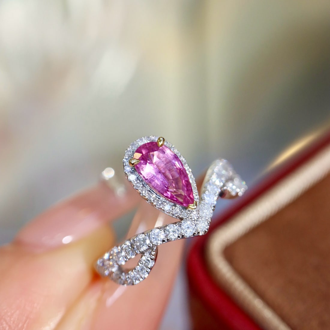 14k Gold 1.18 Ctw Natural Padparadscha Sapphire & Diamond Ring - 6