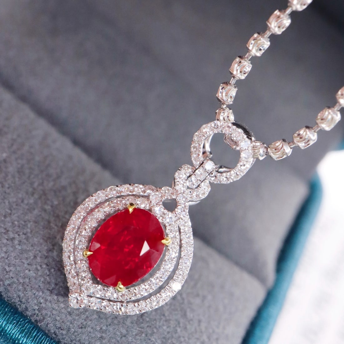 14k Gold 1.42 Ctw Natural Ruby & Diamond Pendant( Without Chain ): Ref:231180030 // gold content:14k gold // main gemstone:ruby // shape:oval // carat weight:1. 13ct // color:pigeonblood red // treatment:natural // // adjacent gemstone 2 : diamond // shape:round //