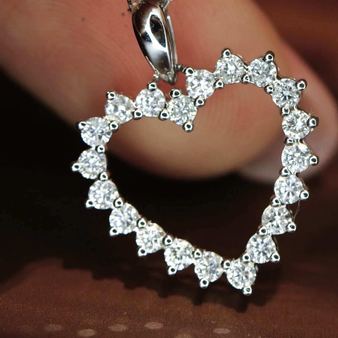 14k Gold 0.6 Ct Natural H Diamond Necklace - 6