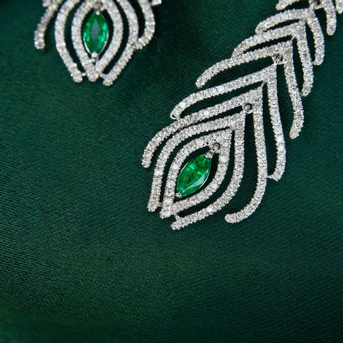 14k Gold 1.66 Ctw Natural Emerald & Diamond Earrings - 3