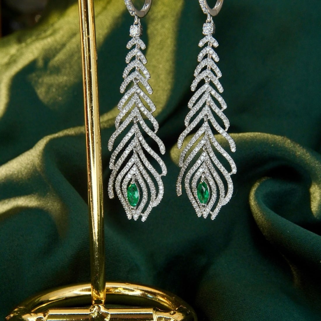 14k Gold 1.66 Ctw Natural Emerald & Diamond Earrings - 4