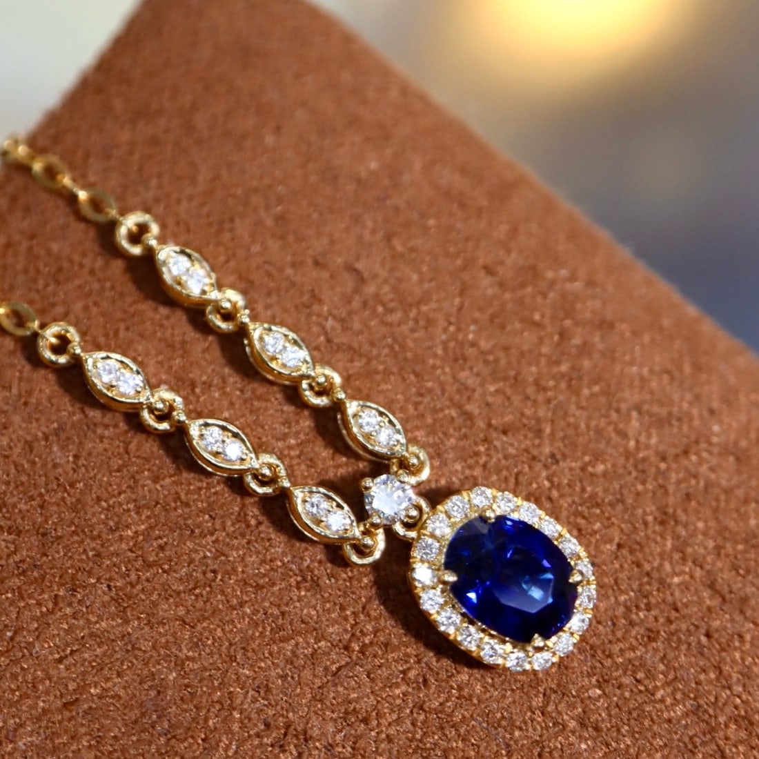 14k Gold 0.74 Ctw Natural Sapphire & Diamond Necklace - 2
