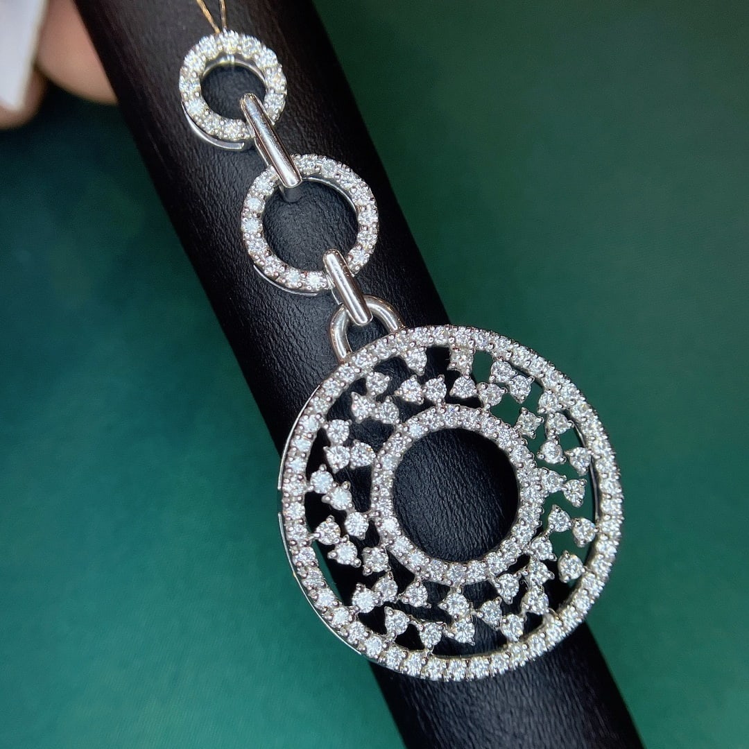 14k Gold 2.37 Ct Natural H Diamond Pendant( Without Chain ): Ref:231180084 // gold content:14k gold // main gemstone:diamond // shape:round // carat weight:2. 37ct // clarity grade:vs-si // color:h // treatment:natural // cut grade:g // Condition: New Low