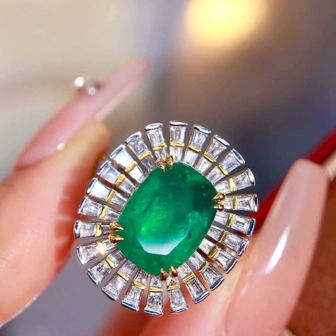 14k Gold 5.96 Ctw Natural Emerald & Diamond Ring - 6
