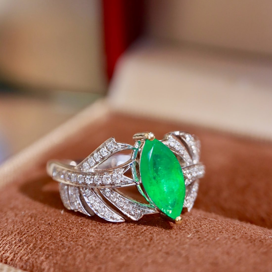 14k Gold 1.32 Ctw Natural Emerald & Diamond Ring - 2