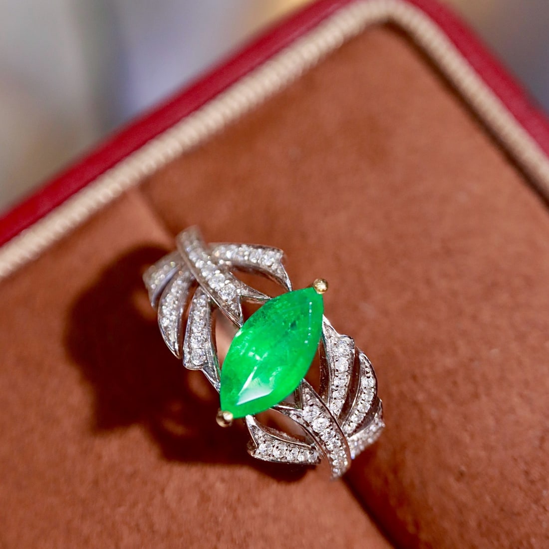 14k Gold 1.32 Ctw Natural Emerald & Diamond Ring - 3