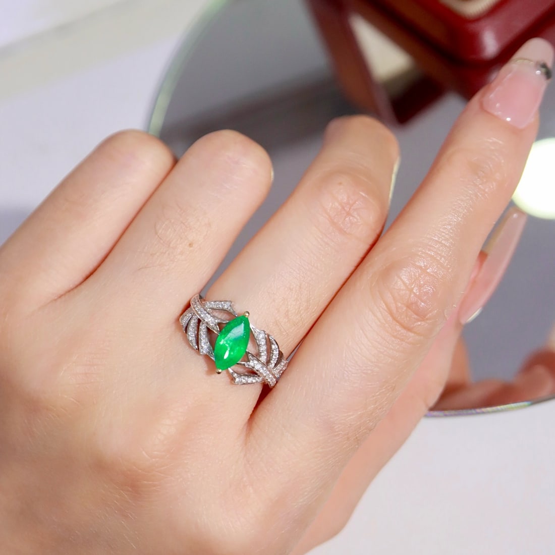 14k Gold 1.32 Ctw Natural Emerald & Diamond Ring - 5