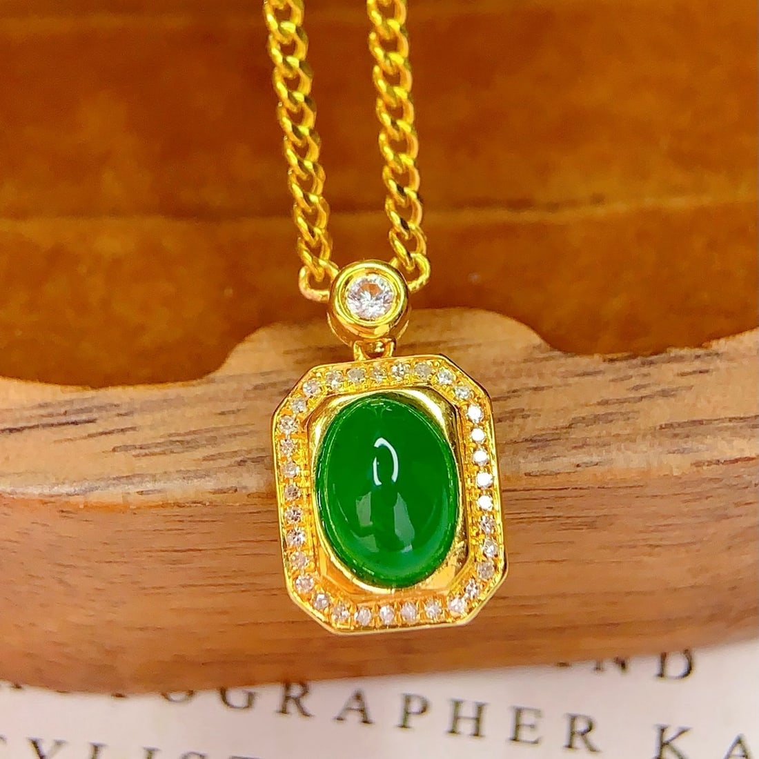 14k Gold 1.3 Ct Natural Emerald & Diamond & Sapphire Necklace: Ref:231180122 // gold content:14k gold // main gemstone:emerald // shape:oval // carat weight:1. 3ct // color:green // treatment:natural // // adjacent gemstone 2 : diamond // number of stones:33 // s