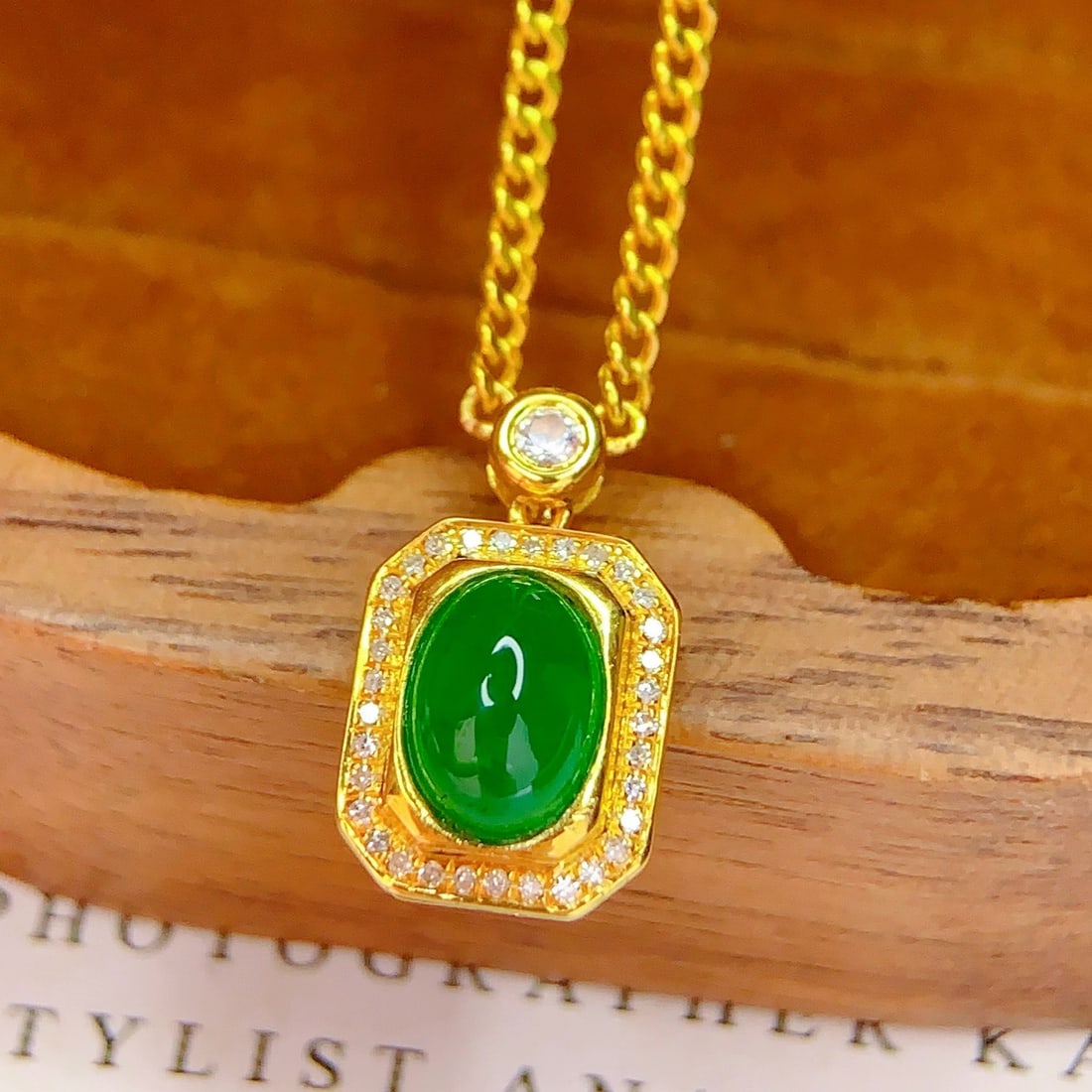 14k Gold 1.3 Ct Natural Emerald & Diamond & Sapphire Necklace - 5