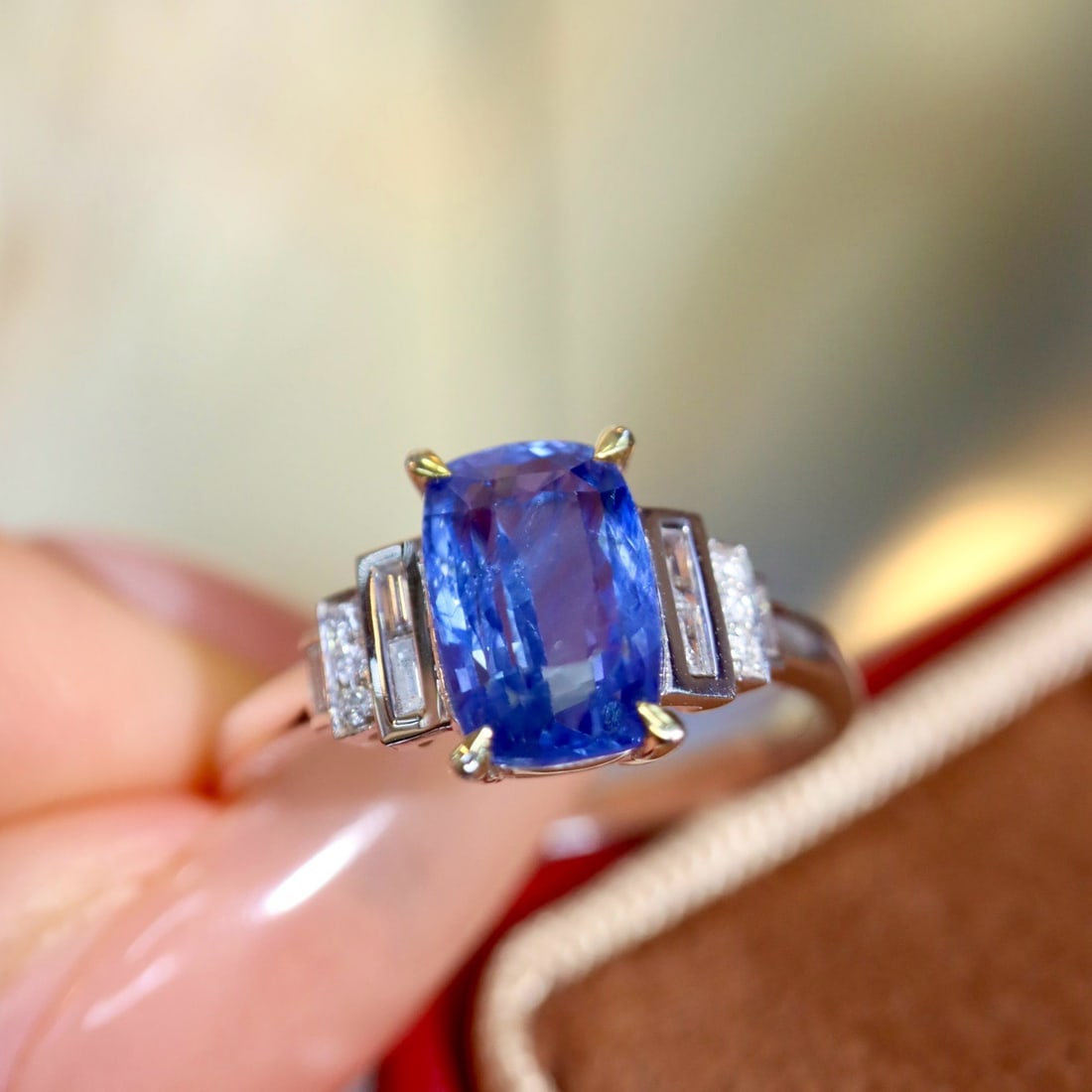 14K GOLD 2.6 CTW NATURAL SAPPHIRE & DIAMOND RING - 8